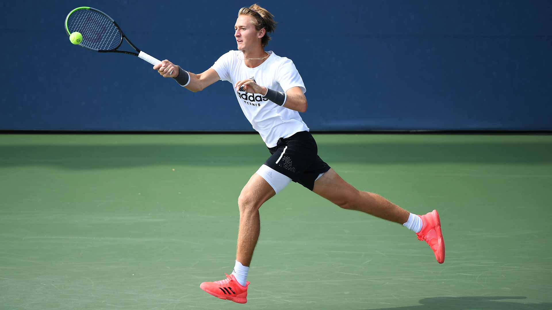 <a href='/en/players/sebastian-korda/k0ah/overview'>Sebastian Korda</a>