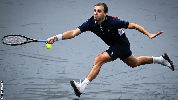 Dan Evans