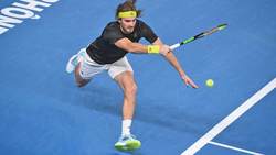 Highlights: Tsitsipas, Medvedev Reach Marseille QFs