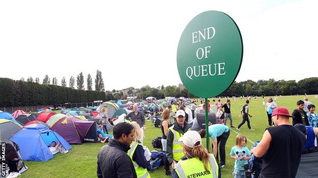 Wimbledon queue