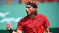 Hot Shot: Tsitsipas Thinks Fast, Executes Perfect Drop Shot