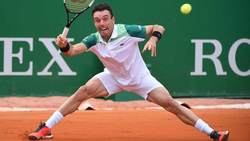 Hot Shot: Bautista Agut Conjures Magic Against Rublev