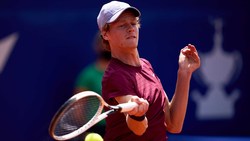 Hot Shot: Sinner Finally Breaks Through Tsitsipas Wall In Barcelona