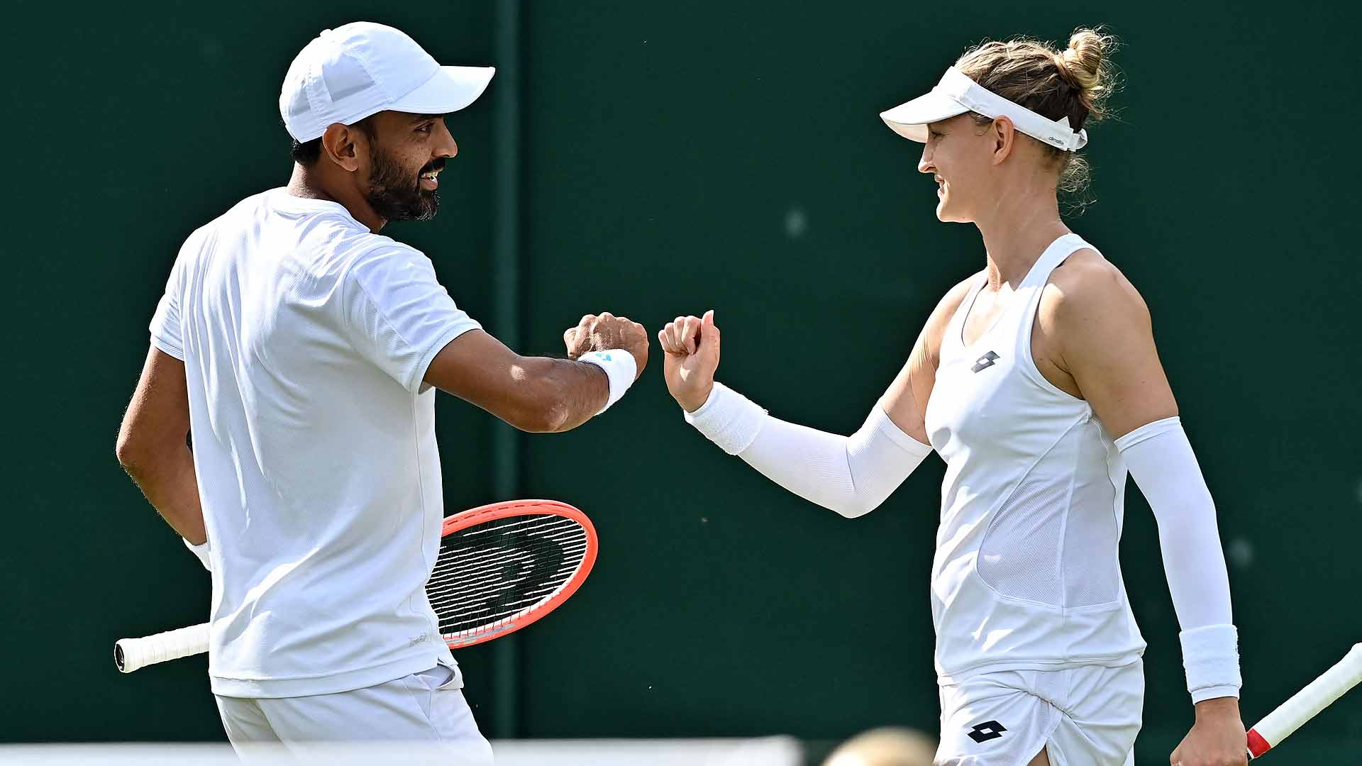 <a href='https://www.atptour.com/en/players/divij-sharan/sd46/overview'>Divij Sharan</a>, Samantha Murray Sharan