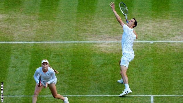 Joe Salisbury and Harriet Dart