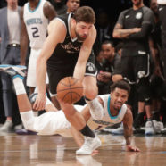 The Hornets Pissed Away A Golden Chance At A Win In Hilarious Fashion