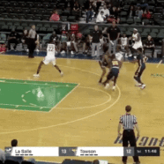 Towson’s Solomon Uyaelunmo Throws Down Two-Handed Slam Into Wrong Basket