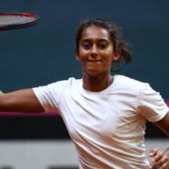 Australian Open: Britain’s Naiktha Bains and Jay Clarke lose in qualifying