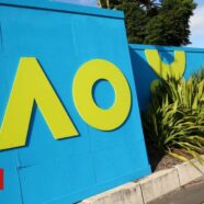 Australian Open: Two players test positive amid quarantine row