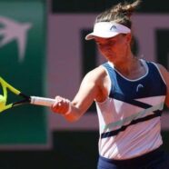 French Open 2021: Barbora Krejcikova sees off Coco Gauff to reach semi-final